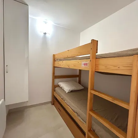 Avec Vue Roquebrune-sur Argens